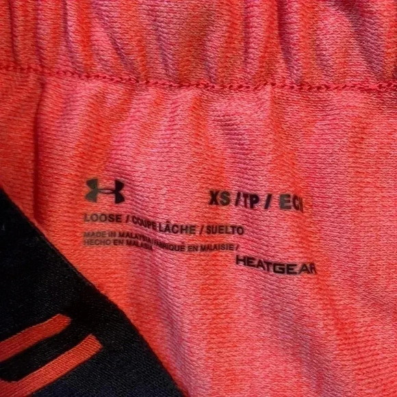 Under armour running shirts xs - Picture 4 of 5